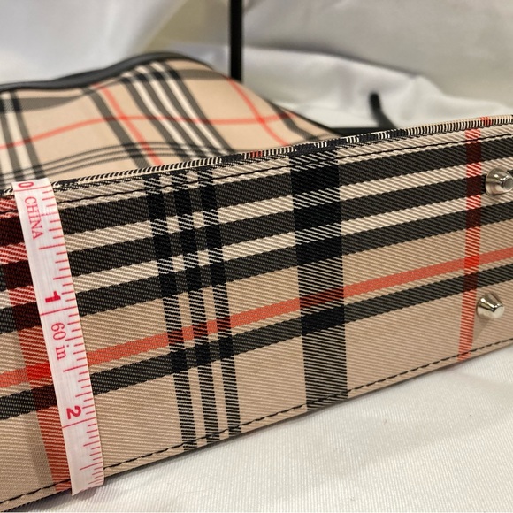 Plaid Patterned Purse - Picture 6 of 6